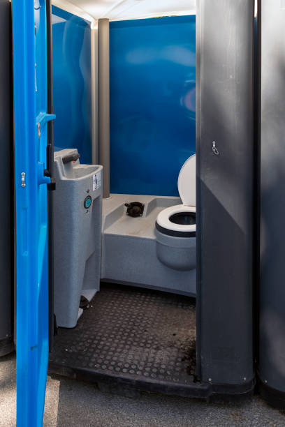 Best Portable restroom trailer rental  in Bonham, TX